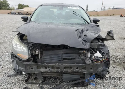 2012 Ford Focus Titanium z USA, uszkodzony, nr VIN 1FAHP3N29CL356059